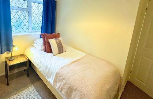 Homely 2 bedroom house, parking - Foto 24