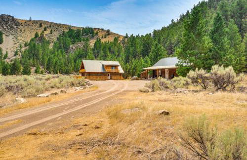 Riverfront Montana Log Cabin with Mountain Views! - Foto 38