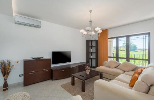 Apartment Mihael with pool and beautiful garden - Foto 9