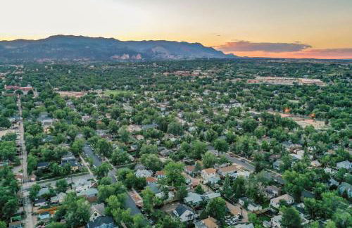 Baby Blue - Hot Tub Easy Access to Top Locations - Foto 49
