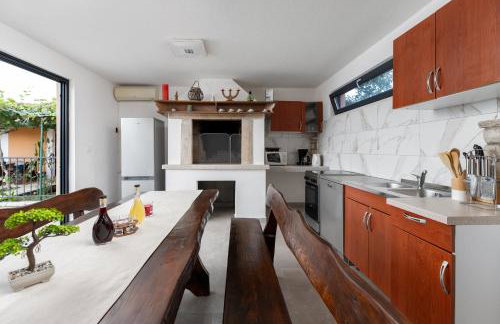 Two Stone Houses Iva - Foto 7