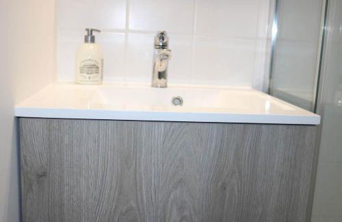 L'antichambre, neuf avec jardin à 100m de la mer - Foto 18