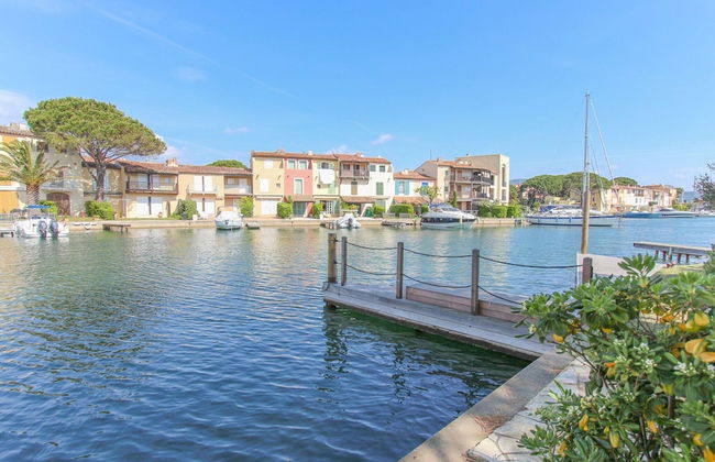 Pleasant Holiday Home in Port Grimaud With Garden - Photo 14