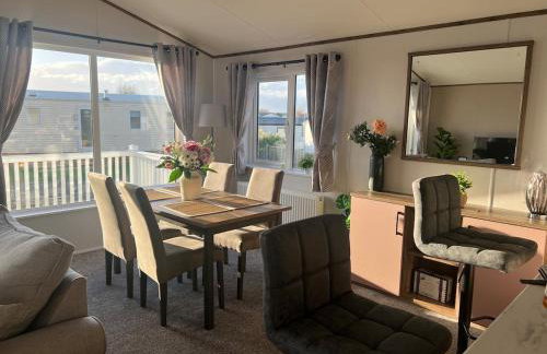 NEW 2025 Modern 3Bedrooms Lodge Walk to Beach - Foto 40