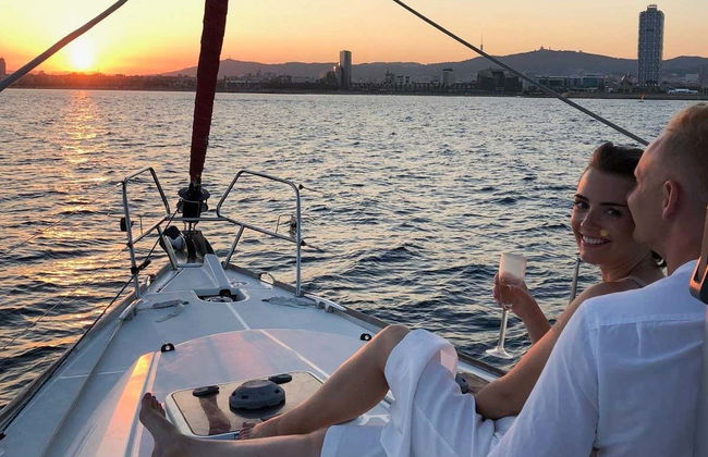 Paseo en velero por Barcelona - Foto 8