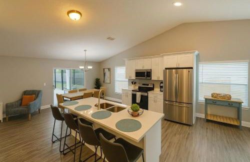 Heated Pool & Bathtub 4BR Near Disney - Foto 29