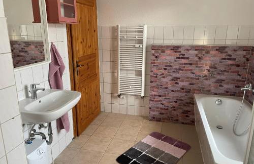 Wohnen in Loriots Wasserstadt mit Kamin und MagentaTV - Foto 11