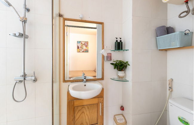 COSY HOUSE-CENTER'S TAY HO - Photo 43