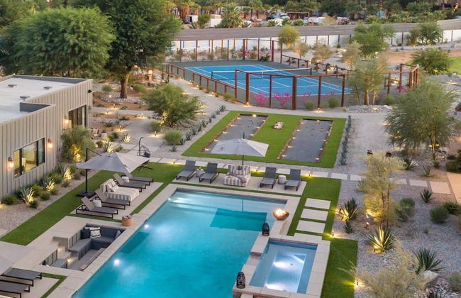 8bdr Villa Tennis/pickleball, Golf Green, Pool House, Gym, Bar Mesquite38 - Foto 1