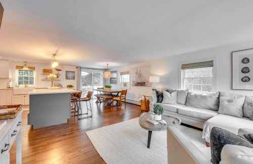 Rye Coastal Retreat with Deck and Outdoor Dining - Foto 4