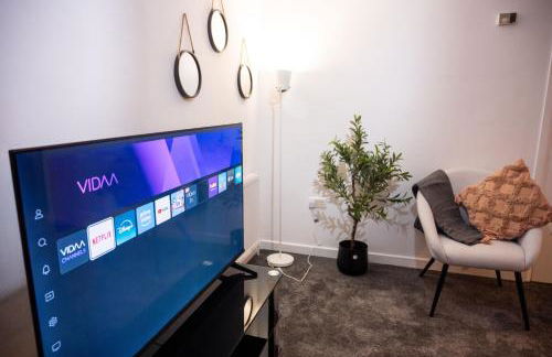 Conyngham Villa, Luxury Detached House, 6 Beds, 4BR,Large garden, Parking - Sleeps 8 - Foto 55