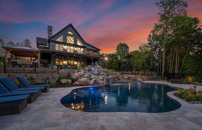 Gray Fox Lodge by Avantstay Waterslide Pool Theater Sleeps 23 - Foto 11