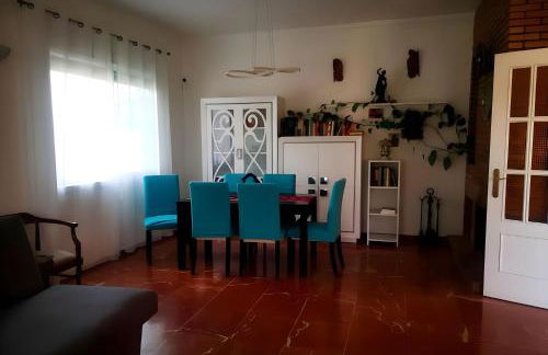 Chalet de Lujo con Piscina Privada cerca de Sevilla - Foto 11