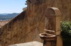 L'Odyssée provençale, un duplex de charme de 2 chambres au pied du village médiéval de Bormes-les-Mimosas, offrant des prestations haut de gamme et une superbe vue sur le Massif des Maures - Foto 40