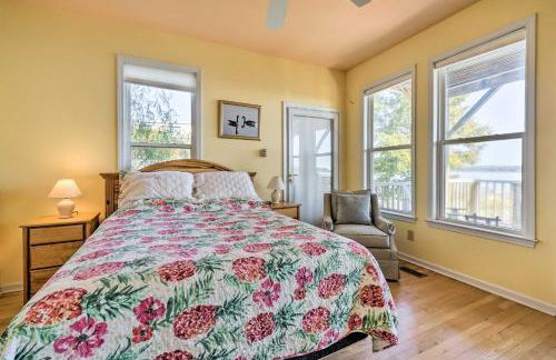 Charming Waterfront Home Fish, Boat and More! - Foto 22