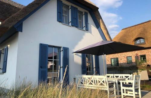 Reetdachhaus Seasons mit Kamin & Sauna - Foto 9