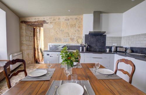 Le Prieuré "Péridoors" - Élégance, Histoire & Jacuzzi - Foto 14