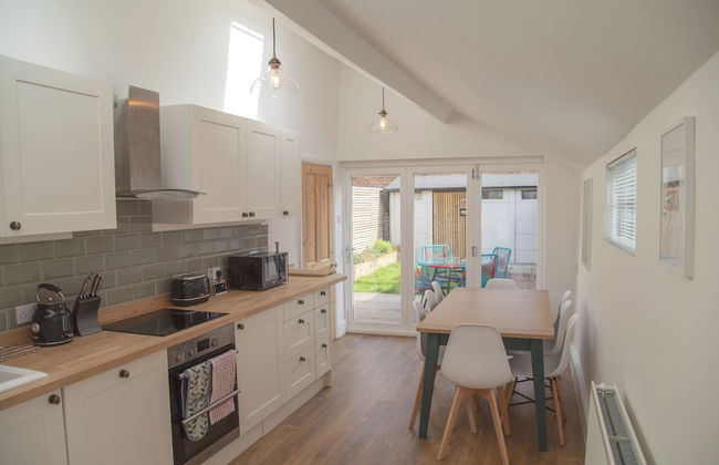 The Old Post Office - Bright & Modern 4bdr Townhouse With Private Garden - Foto 35