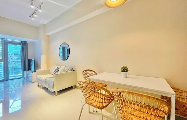 Uptown Parksuites 2 - Photo 44