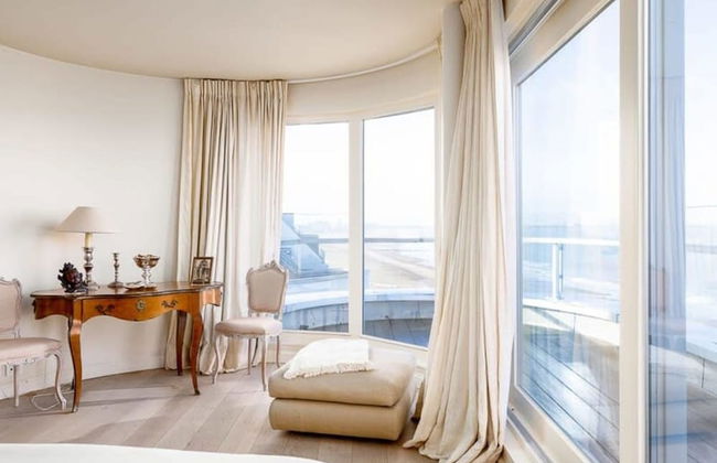 Stunning Penthouse With Free Parking and sea View - Foto 37