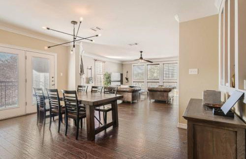 Warm Suburban 3BR Townhome near DT - Foto 6