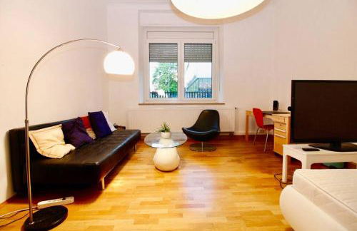 SPACIOUS for BIG GROUPS OKTOBERFEST / BAUMA - Photo 7