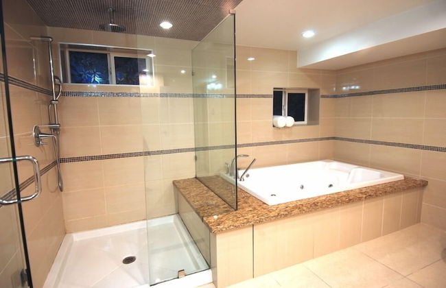 LUXE Retreat at 8050 Kaymar Dr. - Photo 45