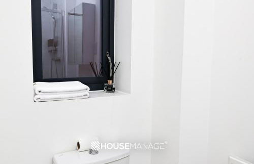 Modern Beautiful 5 bed -Sleeps 13 - Free Parking - Foto 17