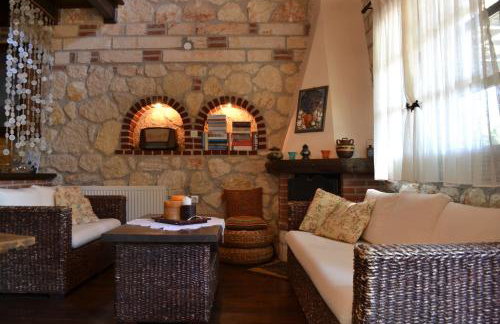 Artemis Stone House - Photo 12