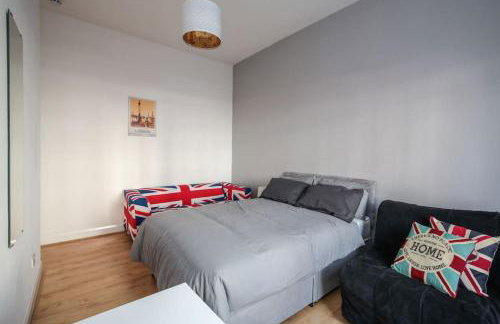 Large Modern Spacious House 6 Bedrooms 5 Bathrooms - Foto 27