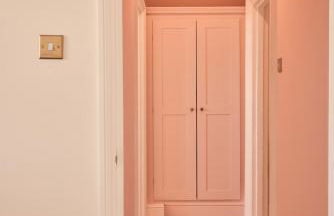 The Corner by the Castle - Photo 33