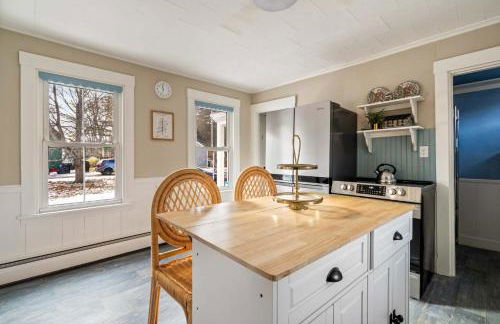 The Curator's Retreat For 8 - Photo 29