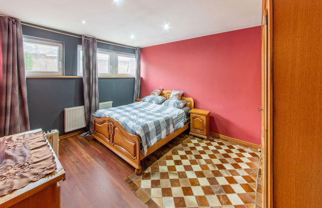 Modern Holiday Home in Verviers With Indoor Pool - Foto 7