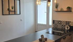 Le Petit Caporal - Cour Privée - Parking Privée - Foto 3