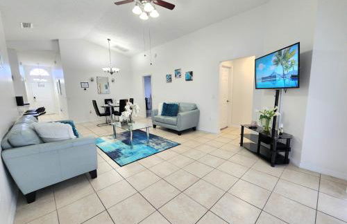 Home Close to Disney Parks/Amazing Private Pool - Photo 15