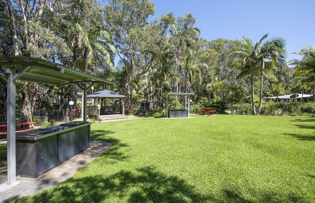 Flynns Beach Resort - Photo 25