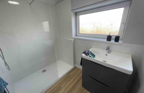 LeeVal Detached House parking - Foto 10