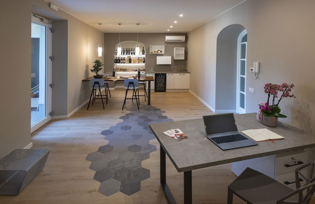 Villa Bernasconi - camere e ristorante - - Foto 4