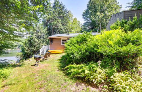 Breathtaking Newbury Cottage with Deck on Chalk Pond - Foto 20