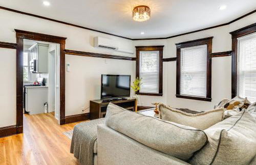 4 Mi to Fenway Park Pet-Friendly Dorchester Apt! - Photo 3