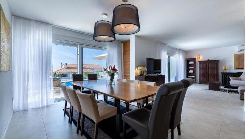 4 Bedroom Awesome Home In Gamboci - Foto 5