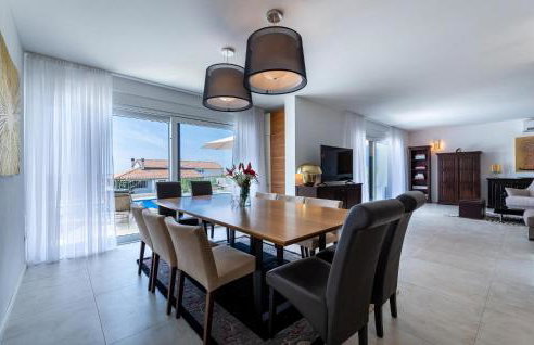 4 Bedroom Awesome Home In Gamboci - Foto 5