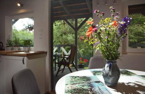 Drewniany domek nad jeziorem w Sitnie - Foto 7