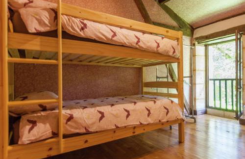 Spacious farmhouse with private heated pool in a rustic garden - Foto 21