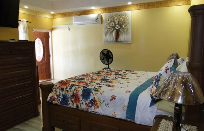 Immaculate 2-bed House in Greater Portmore - Foto 8