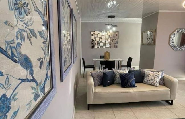 Spacious 2 Bedroomed Semi-detached Fully Furnished Apartment - Foto 16