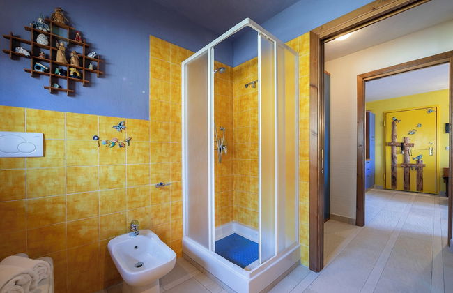 Rebecca's House (few steps from skiing) - Photo 24