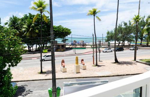 2704 Flat Beira Mar Av Boa viagem Vista Deslumbrante e com cozinha - Foto 33