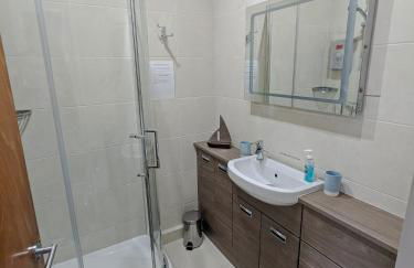 Harbour Haven: Spectacular Views - Photo 4