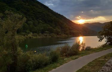 Wohnung 2 Pers 1 Schlafzimmer und Wohnzimmer mit Balkon und Blick auf die Mosel - Foto 11
